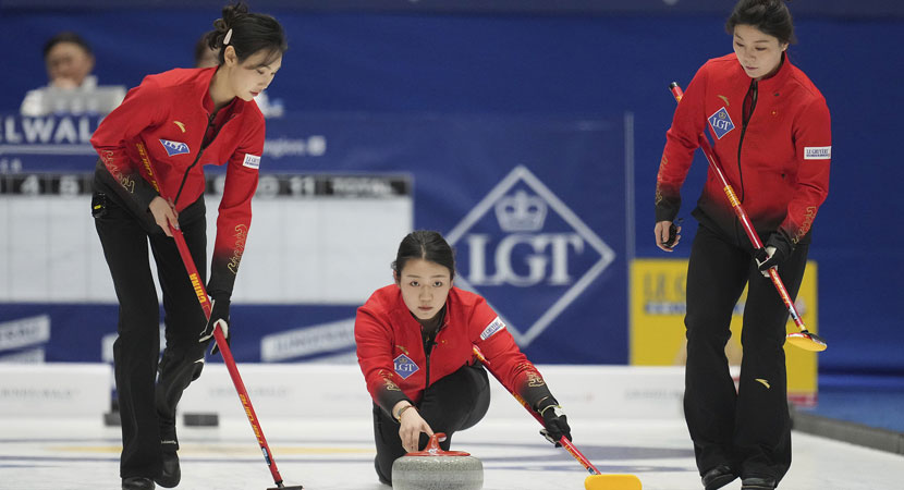 替补席没啥存在感！湖人首发5虎合砍102分